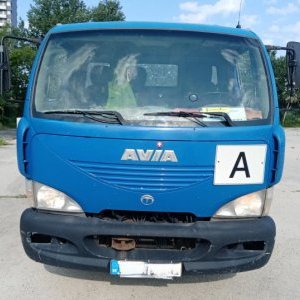 foto 9t abrollkipper EUR4 Avia D90 Cummins